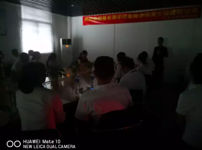 ��������������(sh��)�ڱ��������A�ڈ�(zh��)�С���Ӗ(x��n)���(d��ng)����